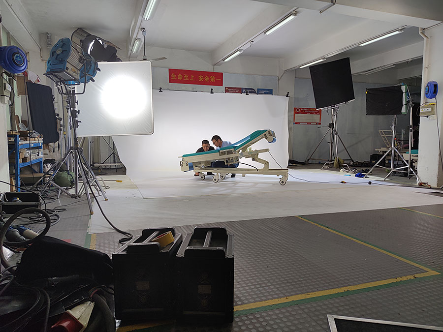 黑眼睛廣告為泰樂康科技拍攝產(chǎn)品短視頻現(xiàn)場(chǎng)